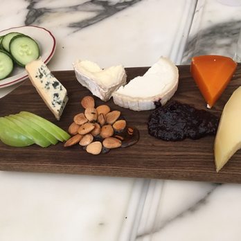 Le Diplomate - Cheese Plate - Brasseries Near Me - Washington, DC, District of Columbia