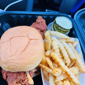 Dave's Hot Chicken - Dave's #4 1 Slider with Fries (packaged well). - Chicken Shop Near Me - San Jose, California Dave's Hot Chicken - Dave's #4 1 Slider with Fries (packaged well). - Chicken Shop Near Me - San Jose, California