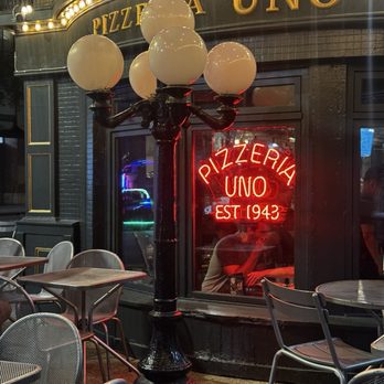 Pizzeria Uno - Pizza Near Me - Chicago, Illinois Pizzeria Uno - Pizza Near Me - Chicago, Illinois