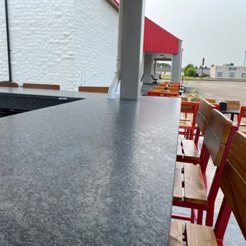 Wink's - Outside bar - American Near Me - Barberton, Ohio