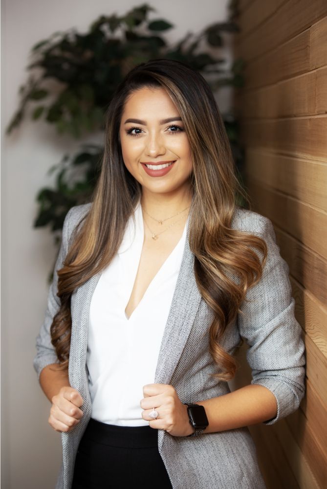 ARLETTE QUINONES CHICAGO PROPERTIES 2348 W Grand Ave, Chicago