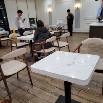 85°C Bakery Cafe-Anaheim - Bakeries Near Me - Anaheim, California