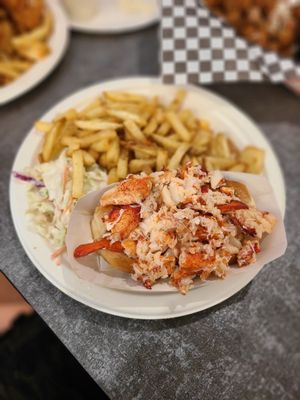 Pete’s Seafood and Sandwich by null