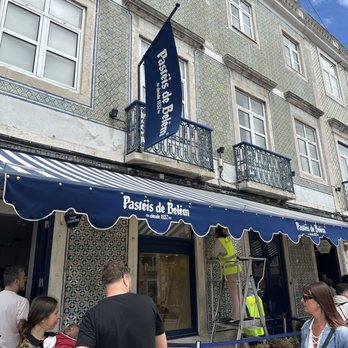 Pastéis de Belém - Bakeries Near Me - Lisbon, 11 Pastéis de Belém - Bakeries Near Me - Lisbon, 11