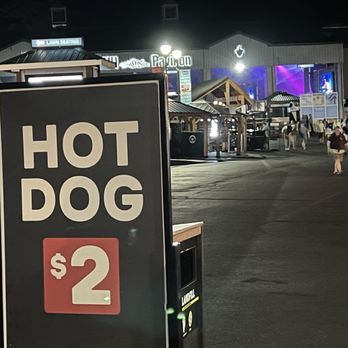 Bank NH Pavillion - View of stage from vendors area selling 2$ hotdogs. - Music Venues Near Me - Gilford, New Hampshire Bank NH Pavillion - View of stage from vendors area selling 2$ hotdogs. - Music Venues Near Me - Gilford, New Hampshire