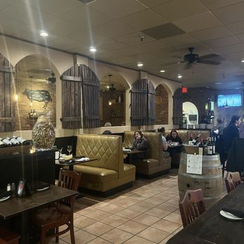 Piero's Corner - Italian Near Me - Herndon, Virginia