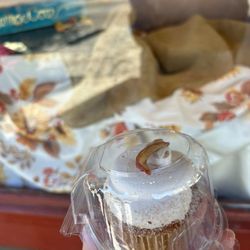 Bredenbeck's Bakery & Ice Cream Parlor - Apple cider cupcake