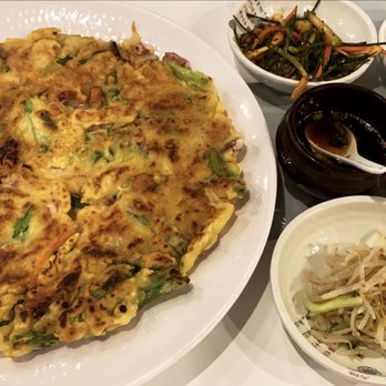 Ssyal - Seafood Pancake (Haemul Pajeon) - Korean Near Me - Chicago, Illinois