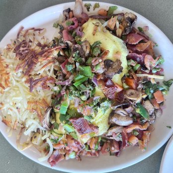 Bob's Big Boy - Everything omelette - Diners Near Me - Northridge, California Bob's Big Boy - Everything omelette - Diners Near Me - Northridge, California