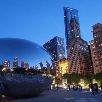 Cloud Gate - Public Art Near Me - Chicago, Illinois