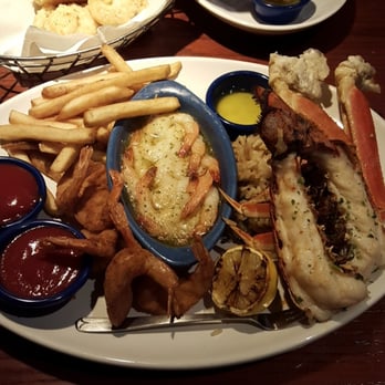 Red Lobster - Ultimate Feast - Seafood Near Me - Burnsville, Minnesota Red Lobster - Ultimate Feast - Seafood Near Me - Burnsville, Minnesota