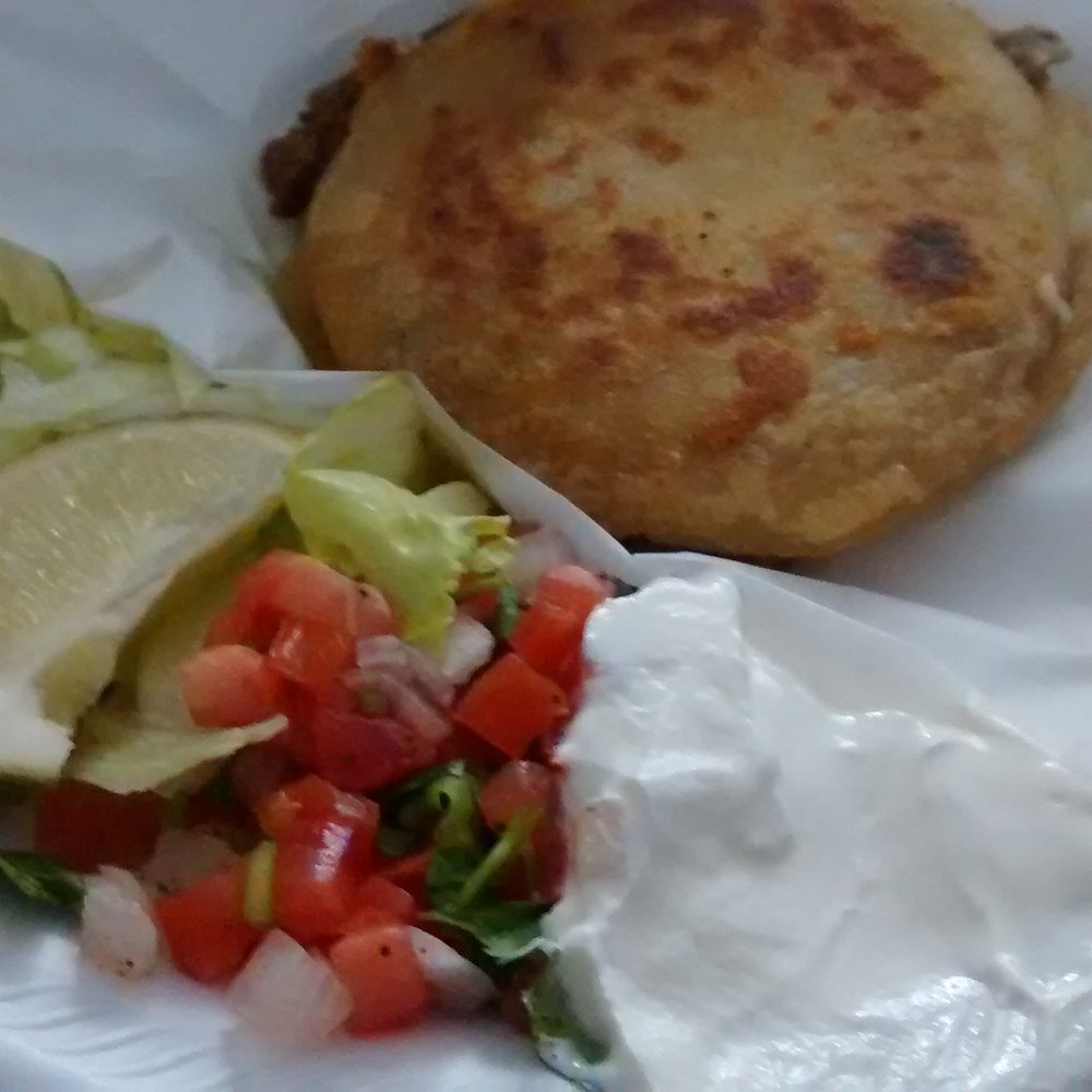 Taco Time - Fajita Gordita with the works! Only $3 bucks!!! My favorite and is super delish! - Food Trucks Near Me - Houston, Texas