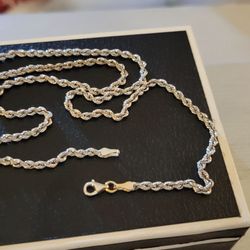 Vazquez Jewelry Repair - Broken clasp fixed