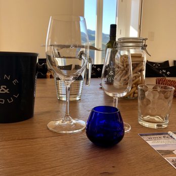 Wine And Soul - Tasting room - Beer, Wine & Spirits Near Me - Alijó, 17