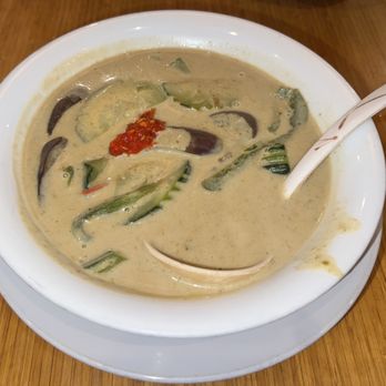 Sukho Thai - Green Curry with Scallops - Thai Near Me - New Orleans, Louisiana Sukho Thai - Green Curry with Scallops - Thai Near Me - New Orleans, Louisiana