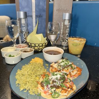 Sinigual - Carnitas Soft Tacos with chicken - Mexican Near Me - Manhattan, New York Sinigual - Carnitas Soft Tacos with chicken - Mexican Near Me - Manhattan, New York