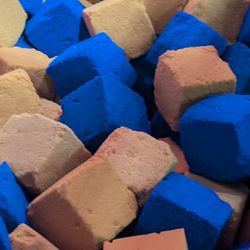 Mega Jump - Cubes in every pit look like this
