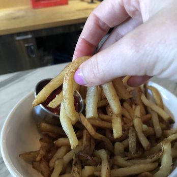 Chop Shop - Soggy limp fries are sad fries - Bars Near Me - Chicago, Illinois