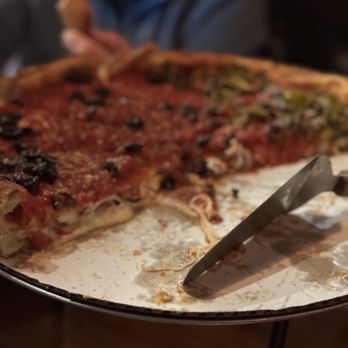 Giordano's - Deep Dish Pizza - Pizza Near Me - Schaumburg, Illinois