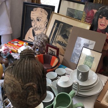 Trödelmarkt Arkonaplatz - 60er Jahre Arzberg Porzellan und der Hl. Antonius - Flea Markets Near Me - Berlin, BE Trödelmarkt Arkonaplatz - 60er Jahre Arzberg Porzellan und der Hl. Antonius - Flea Markets Near Me - Berlin, BE