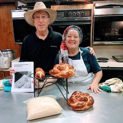 Temple Beth Shalom - Palm Coast - Taking Challah class with Rabbi Rose Eberle