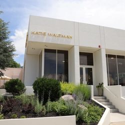 Katie Waltman Boutique - Storefront and entrance