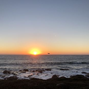 Cambria - Amazing sunset views from Moonstone Beach - Local Flavor Near Me Cambria - Amazing sunset views from Moonstone Beach - Local Flavor Near Me