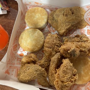 Popeyes Louisiana Kitchen - First box of 10 - Fast Food Near Me - Marion, North Carolina Popeyes Louisiana Kitchen - First box of 10 - Fast Food Near Me - Marion, North Carolina