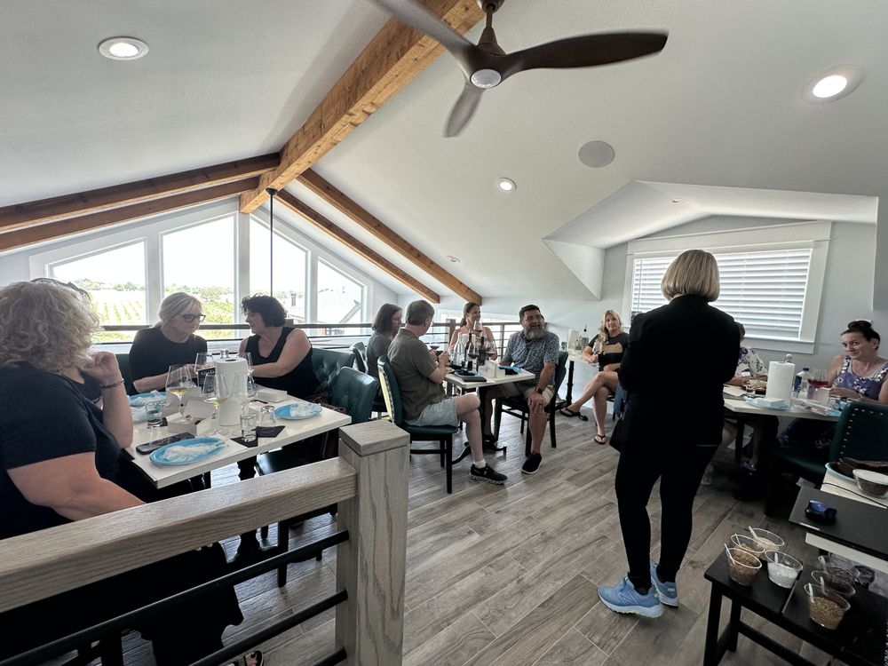 5 Fifty-Five Vineyard & Winery Logo