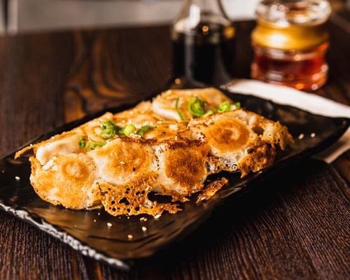 Le Petit Coin Dumpling by null