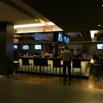 IPIC Fairview - salt sports bar - Cinema Near Me - Fairview, Texas