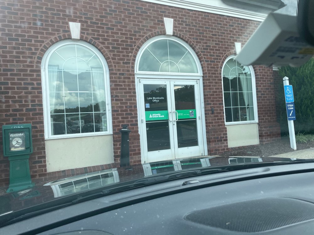 ATLANTIC UNION BANK 5980 Thomas Jefferson Pkwy, Palmyra, Virginia