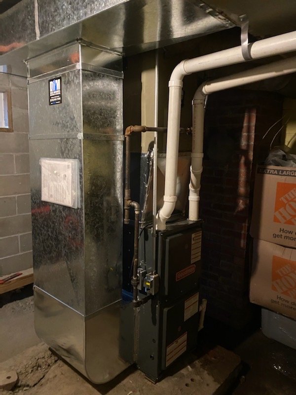 Slide of Des Moines Heating & Cooling