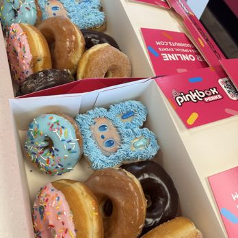Pinkbox Doughnuts - Donuts Near Me - Las Vegas, Nevada