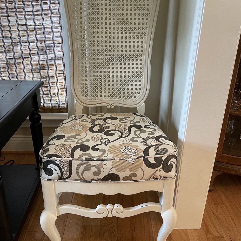 Fabric Bistro - Chair cushion. - Fabric Stores Near Me - Columbia, South Carolina Fabric Bistro - Chair cushion. - Fabric Stores Near Me - Columbia, South Carolina