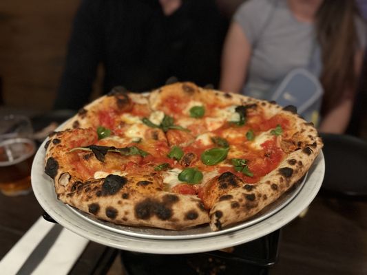 Double Zero Pie & Pub by null