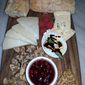 Hotel Beauden, Autograph Collection - My favorite snack with wine - Hotels Near Me - Orlando, Florida Hotel Beauden, Autograph Collection - My favorite snack with wine - Hotels Near Me - Orlando, Florida