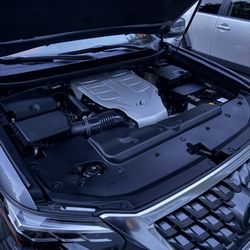 Hudson Detailing - Fully Cleaned & Dressed Engine Compartment