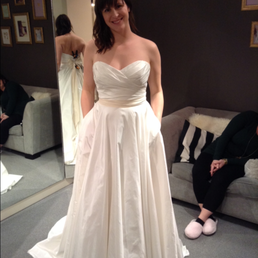 Gorgeous dress... with pockets!! Gorgeous dress... with pockets!!