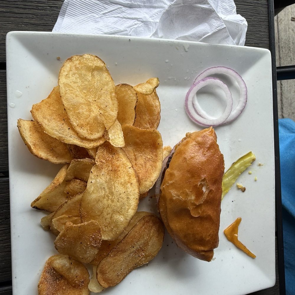 Basic b cheeseburger with pub chips Basic b cheeseburger with pub chips
