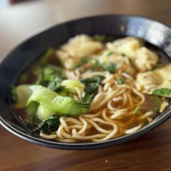 Fooki - Always exceptional soup. Wonton noodle with braised soup. Amazing. - Bubble Tea Near Me - Aiea, Hawaii