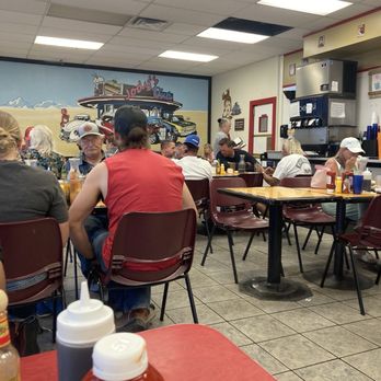 Jody's Diner - Ambiance - Diners Near Me - Evanston, Wyoming