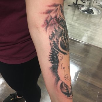 Red 5 - 1st Session - Tattoo Near Me - Virginia Beach, Virginia