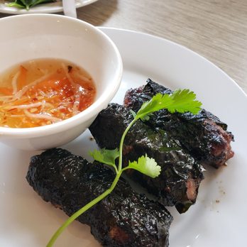 Hai Yen - Vietnamese Near Me - Chicago, Illinois