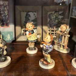 Bilinda's Vintage Treasures - Hummel