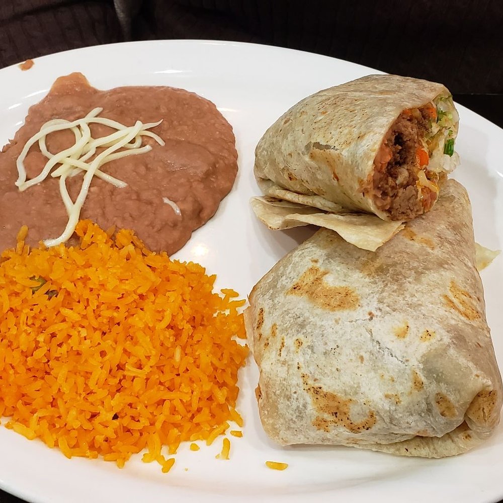 Huaraches Mexican Restaurant - Burrito Dinner closeup - Mexican Near Me - Chicago, Illinois Huaraches Mexican Restaurant - Burrito Dinner closeup - Mexican Near Me - Chicago, Illinois