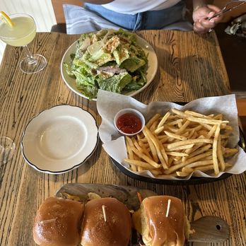 Burke’s Tavern - Sliders and fries - New American Near Me - Newark, New Jersey