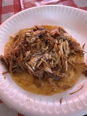 Cárnitas Los Gabrieles by null