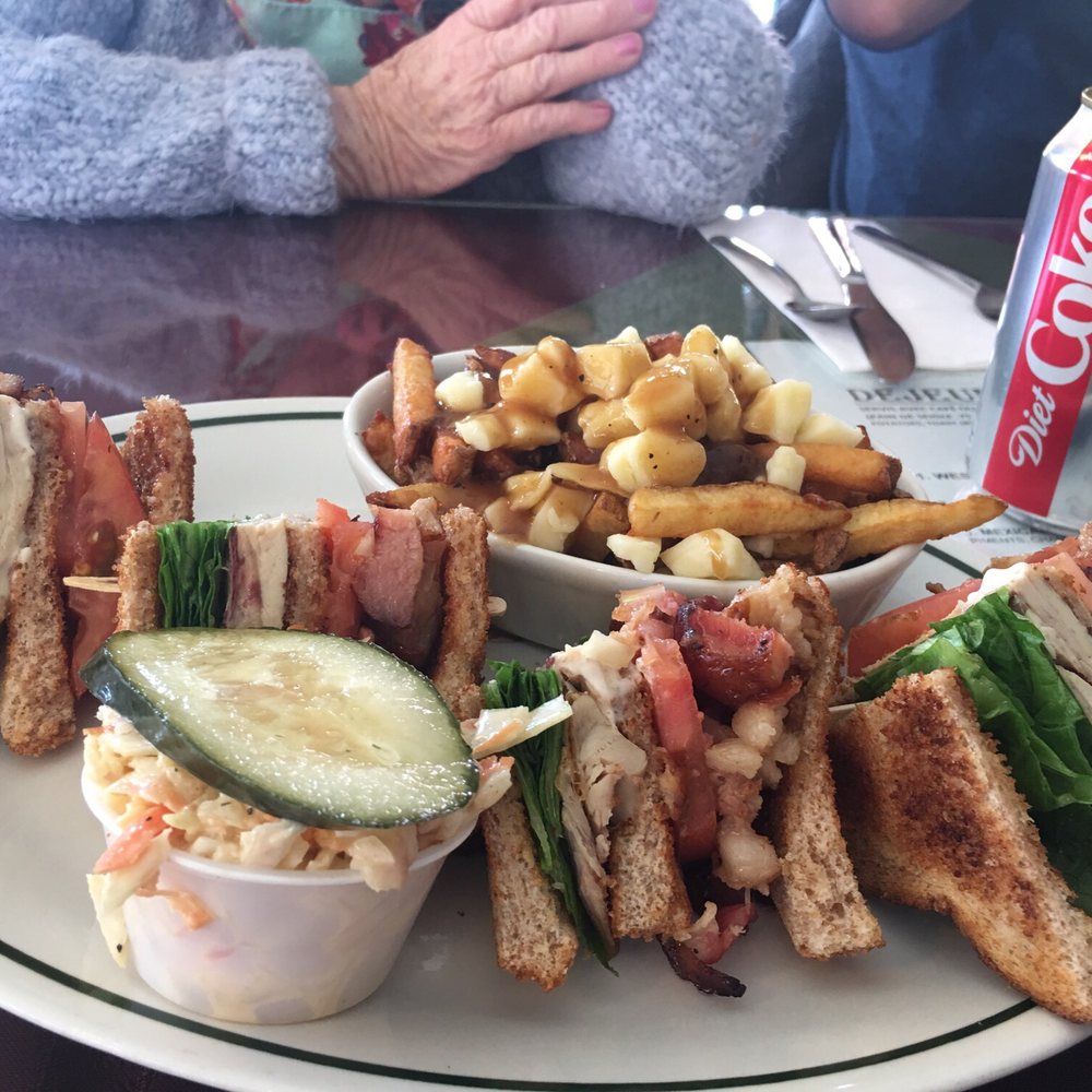 Chez Barbe - Club - Breakfast & Brunch Near Me - Gatineau, Ontario Chez Barbe - Club - Breakfast & Brunch Near Me - Gatineau, Ontario