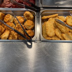 Zara's Lil' Giant Supermarket & Po-boys - Hash browns!